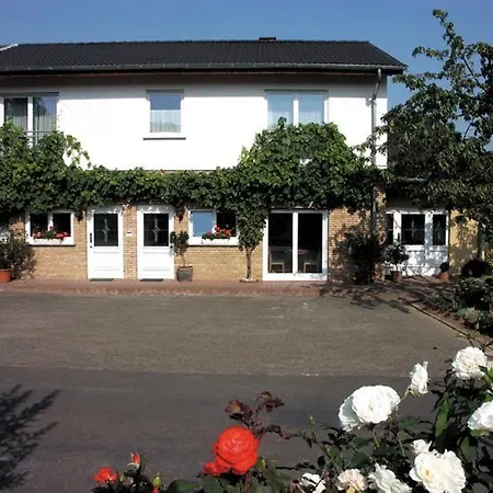 Weingut & Gaestehaus Andreas Erz * Brauneberg