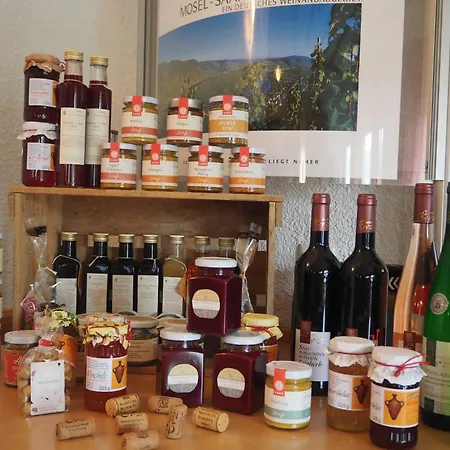 Weingut&gästehaus Andreas Erz Apartment Brauneberg