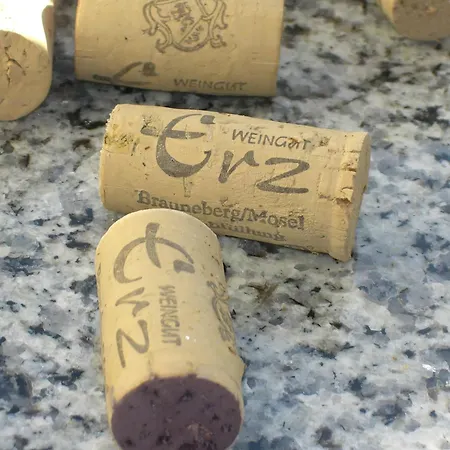 Weingut&gästehaus Andreas Erz Brauneberg