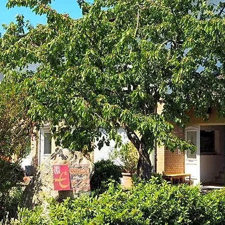 Weingut & Gaestehaus Andreas Erz Lejlighed